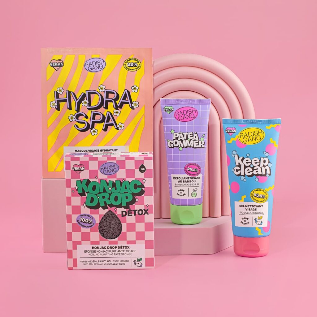 Exemple de produits cosmétiques dans la Beauthé box