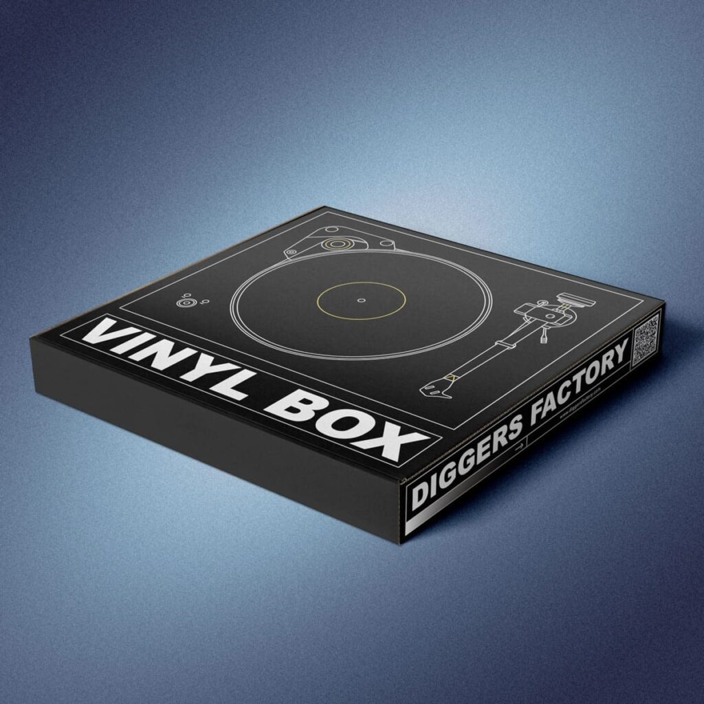 Packaging coffret vinyle minimaliste avec visuel de platine et branding Diggers Factory